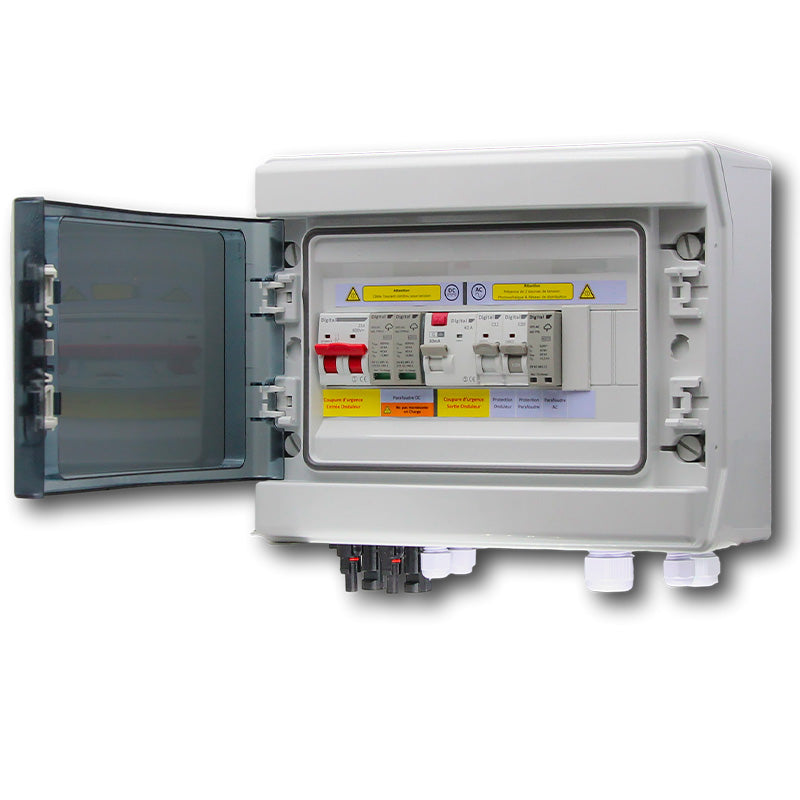 Mono Coffret 3kW complet de protection avec partie AC et DC incluant les parafoudres aux normes NF & EU
